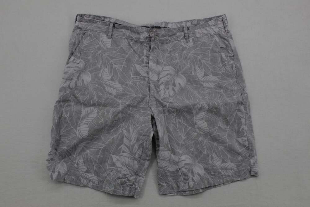 IZOD Saltwater Men's Gray Tropical Leaf Print 100% Cotton Shorts